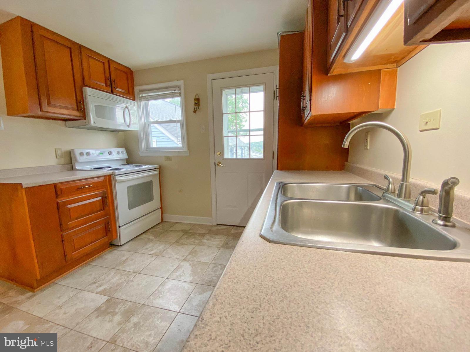 101 East Broad Street Reading, PA 19607 - Photo 7 of 28