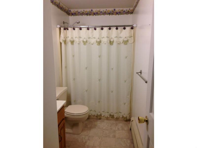 125 Blanchard Road Cumberland, ME 04021 - Photo 14 of 32 Bathroom.