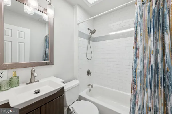 $3,200 | 5721 Blaine Street Northeast, Washington, DC 20019