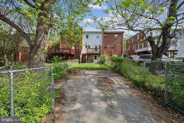 $3,200 | 5721 Blaine Street Northeast, Washington, DC 20019