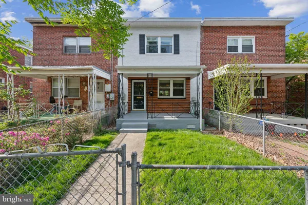 $3,200 | 5721 Blaine Street Northeast, Washington, DC 20019