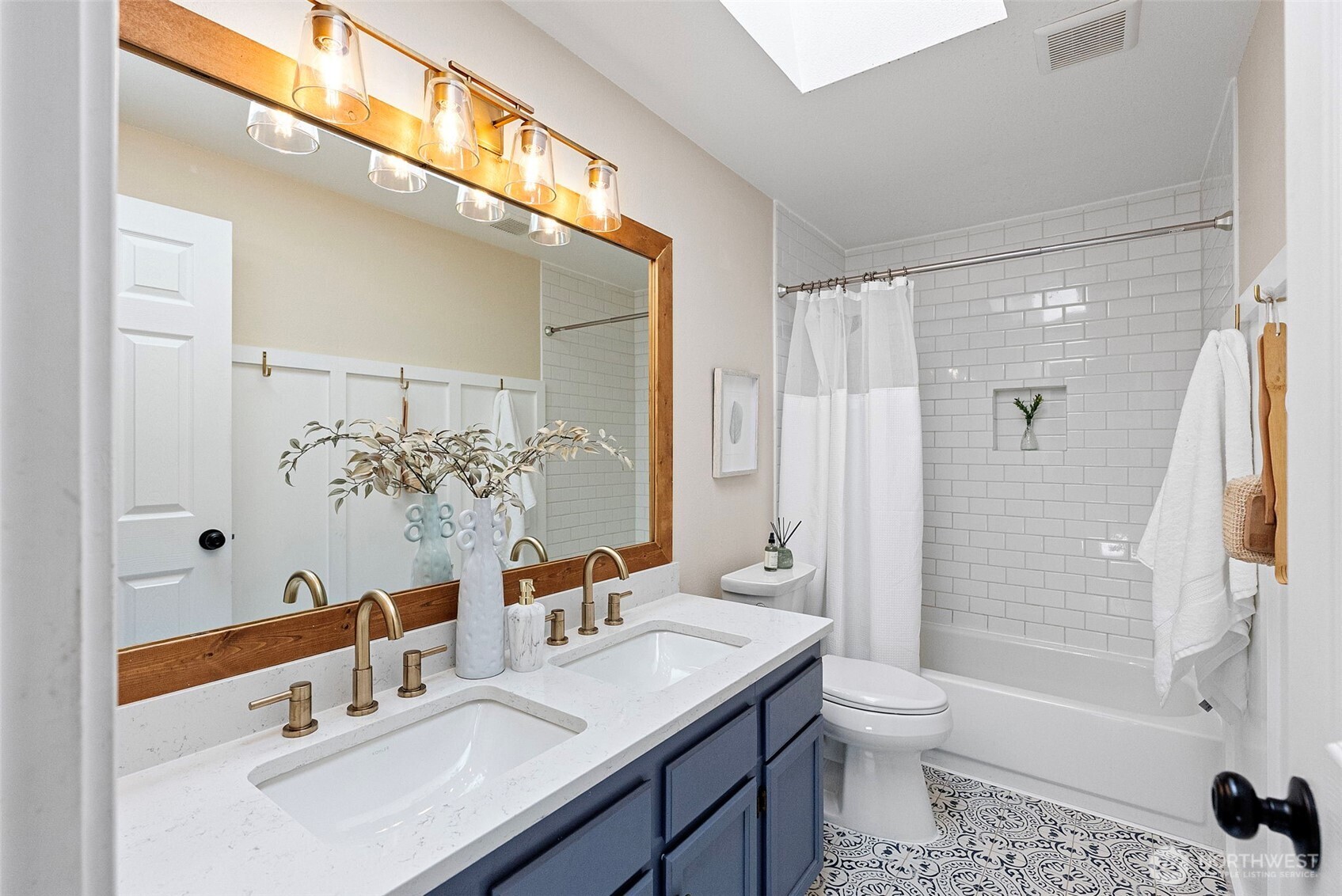 13735 Southeast 199th Place Renton, WA 98058 - Photo 25 of 34 Gallery Image 25