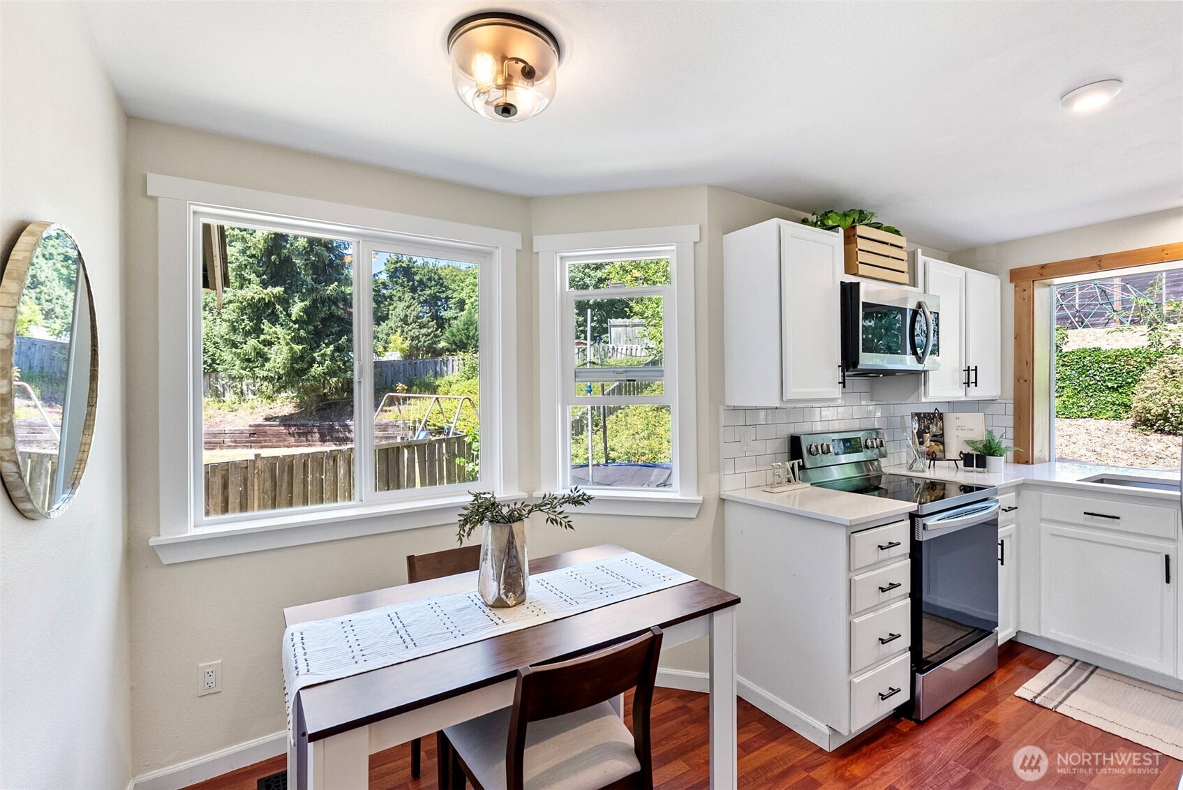 13735 Southeast 199th Place Renton, WA 98058 - Photo 9 of 34 Gallery Image 9