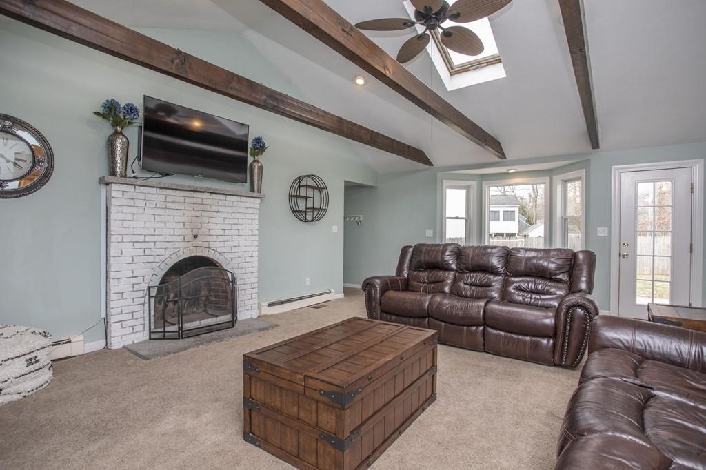 2 Brookside Road Mansfield, MA 02048 - Photo 8 of 36 Gallery Image 8