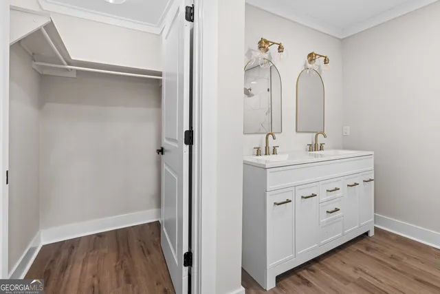 $299,900 | 2106 Jerry Jones Drive, Valdosta, GA 31602