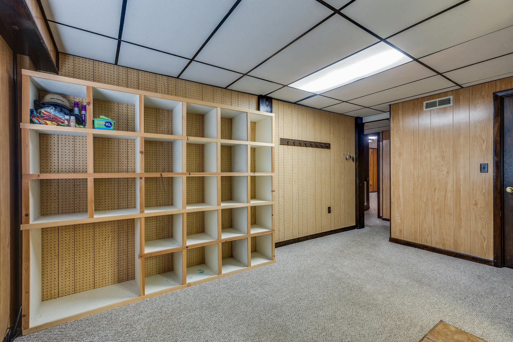 380 Emory Church Road Kingsport, TN 37664 - Photo 49 of 65 Cubbies & Closet