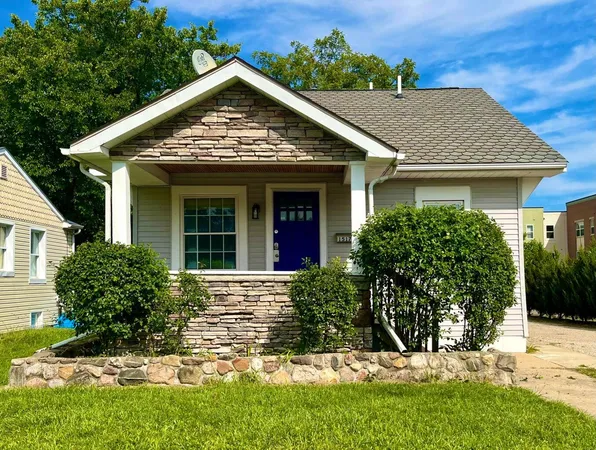 $4,800 | 1517 South State Street, Ann Arbor, MI 48104