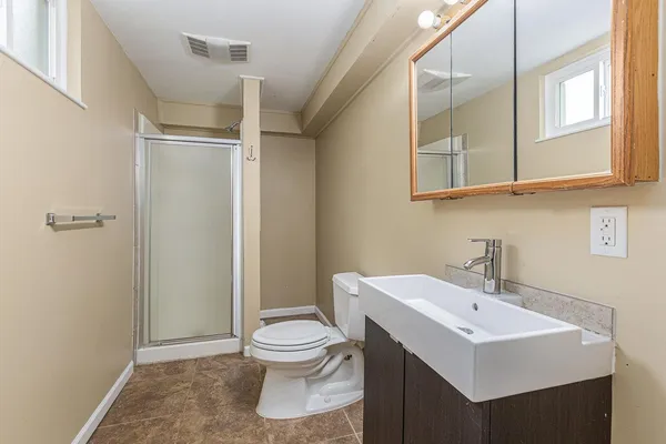 $4,800 | 1517 South State Street, Ann Arbor, MI 48104