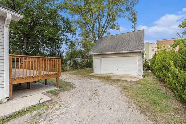 $4,800 | 1517 South State Street, Ann Arbor, MI 48104