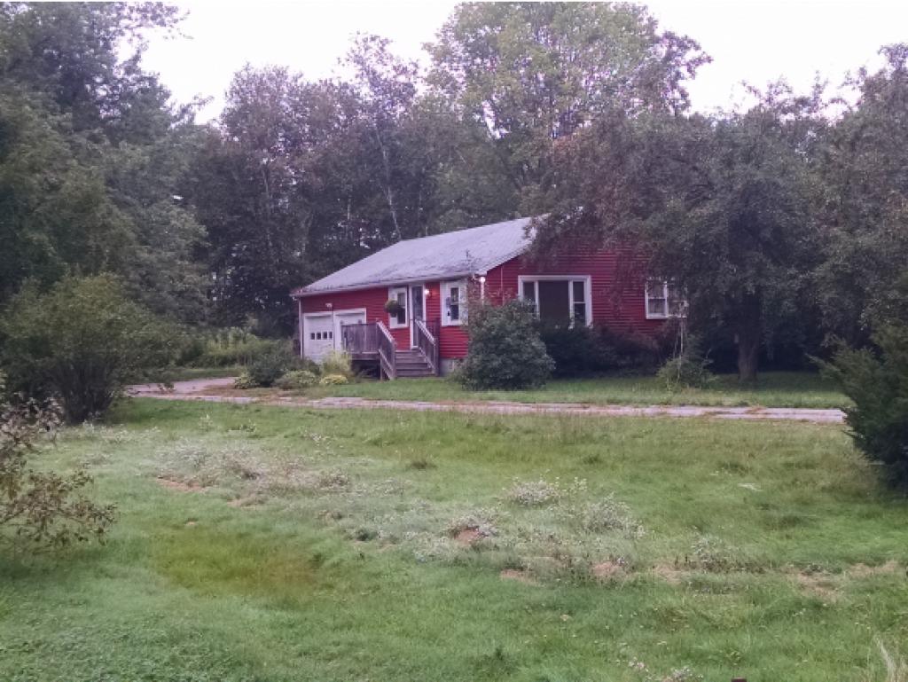 297 Pickering Road Rochester, NH 03839 - Photo 10 of 12