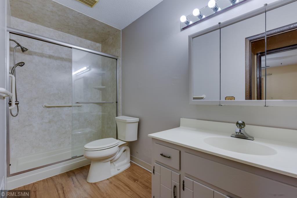 11076 Trail West Road Bloomington, MN 55437 - Photo 20 of 49 Gallery Image 20