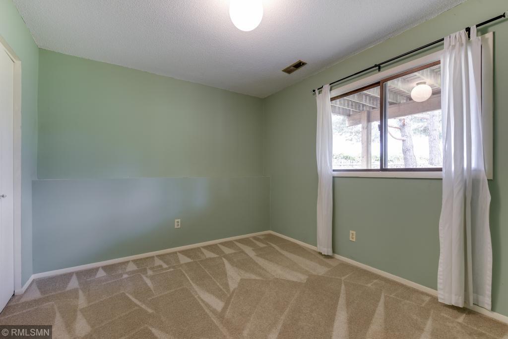 11076 Trail West Road Bloomington, MN 55437 - Photo 23 of 49 Gallery Image 23