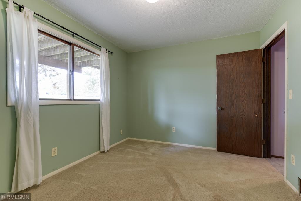 11076 Trail West Road Bloomington, MN 55437 - Photo 24 of 49 Gallery Image 24