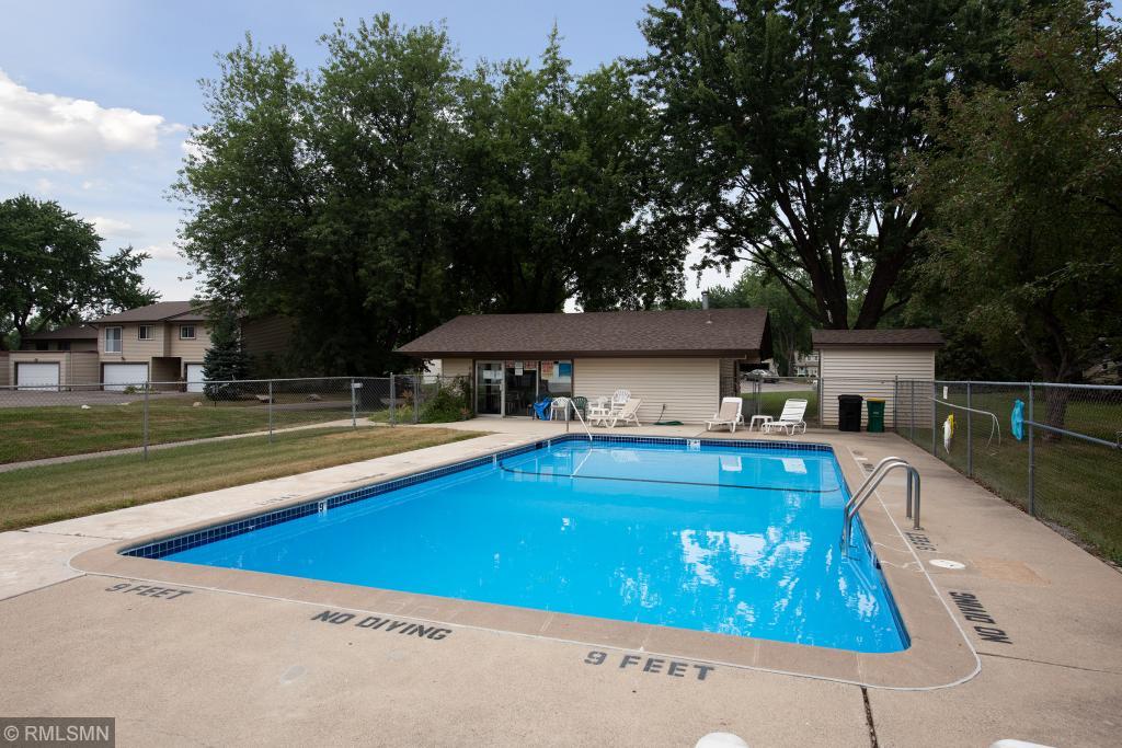 11076 Trail West Road Bloomington, MN 55437 - Photo 34 of 49 Gallery Image 34