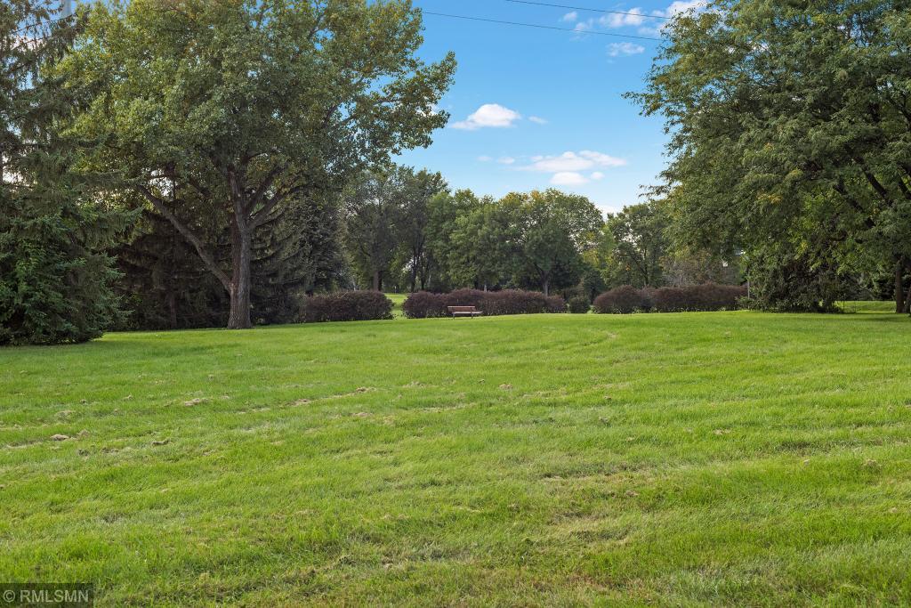11076 Trail West Road Bloomington, MN 55437 - Photo 46 of 49 Gallery Image 46