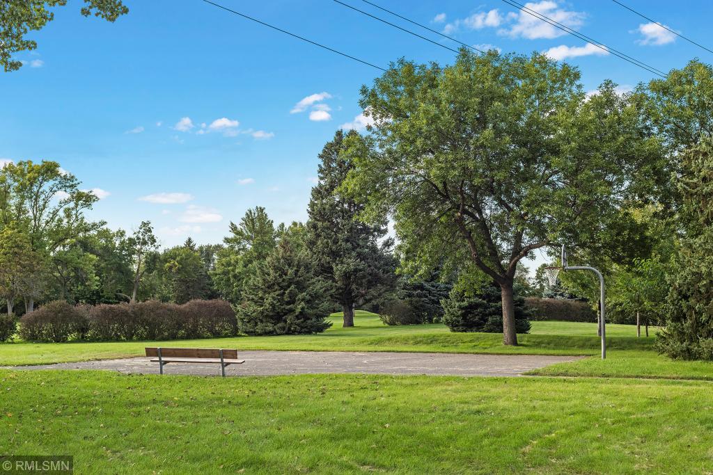 11076 Trail West Road Bloomington, MN 55437 - Photo 47 of 49 Gallery Image 47