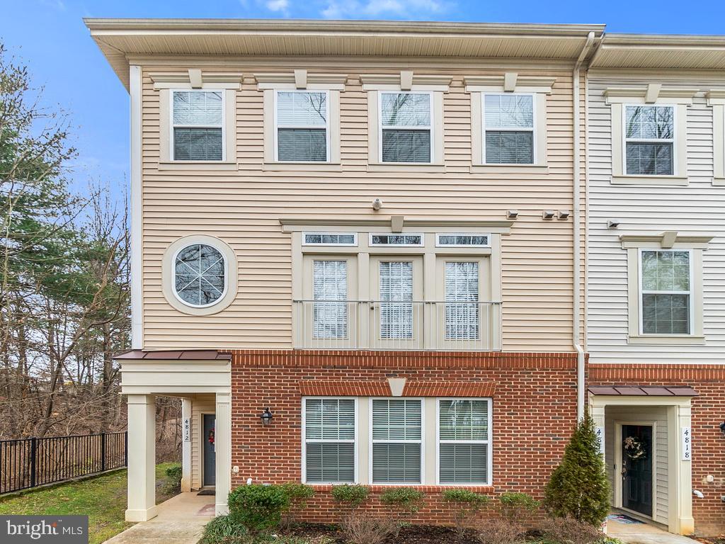 4814 Dane Ridge Circle Woodbridge, VA 22193 - Photo 1 of 25 Welcome Home!!