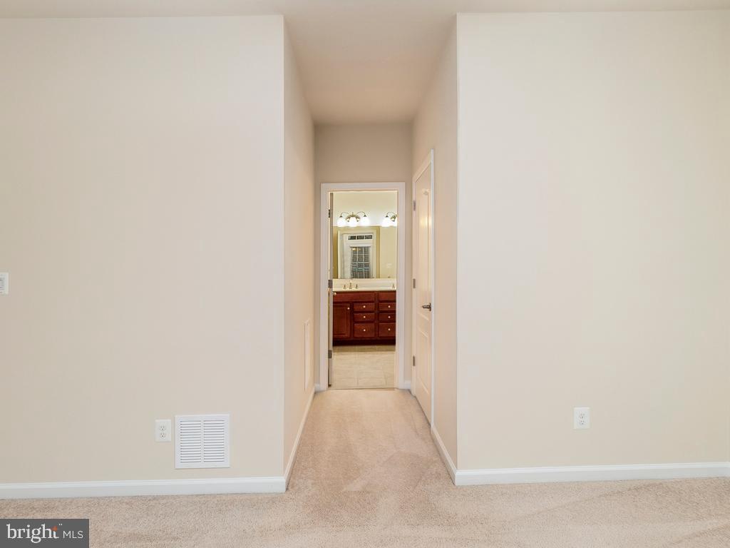 4814 Dane Ridge Circle Woodbridge, VA 22193 - Photo 16 of 25