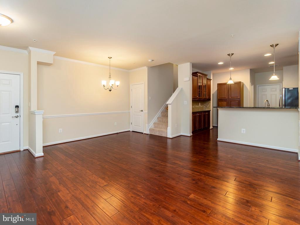 4814 Dane Ridge Circle Woodbridge, VA 22193 - Photo 6 of 25 Dining Area