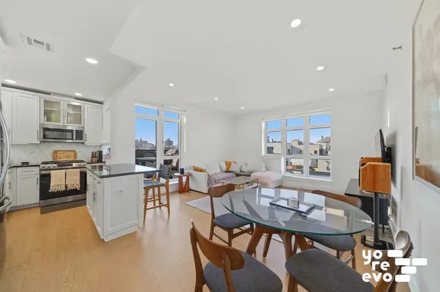 $1,850,000 | 35 Underhill Avenue, Unit B4I | Prospect Heights