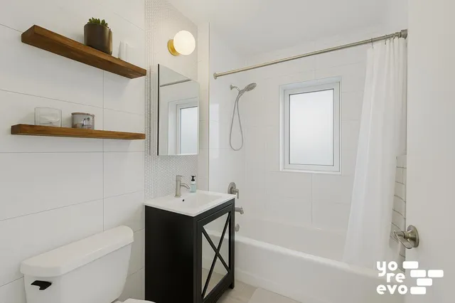 $1,850,000 | 35 Underhill Avenue, Unit B4I | Prospect Heights