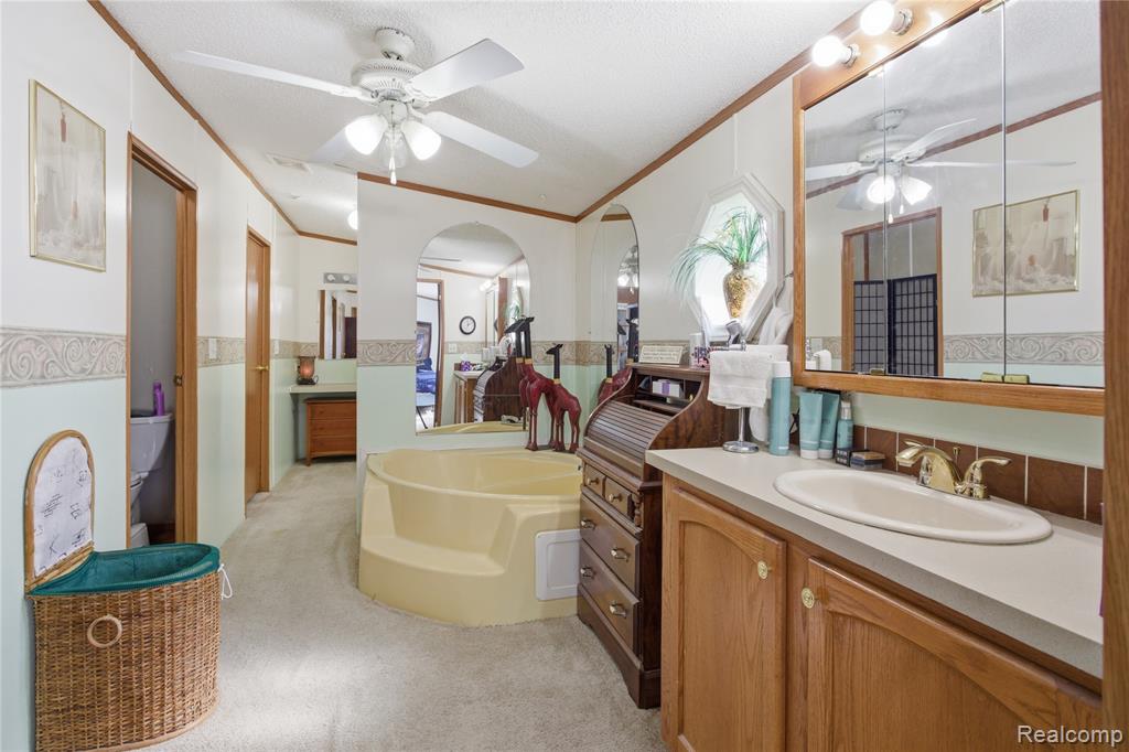 9857 Rembrandt Way Fenton, MI 48430 - Photo 25 of 44