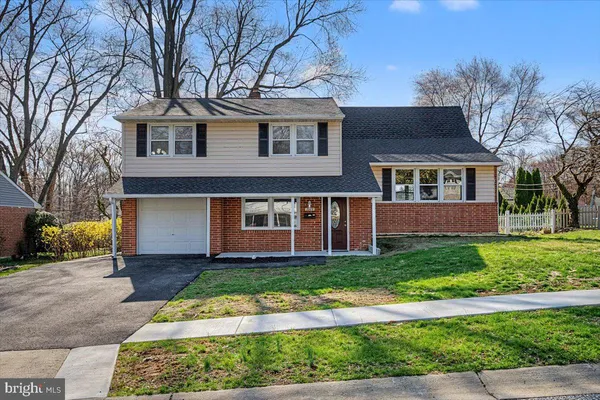 $574,900 | 2209 Riviera Lane, Wilmington, DE 19810