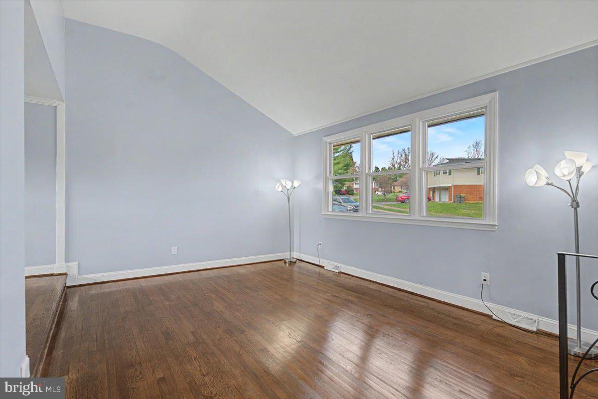 2209 Riviera Lane Wilmington, DE 19810 - Photo 14 of 43 an empty room with windows