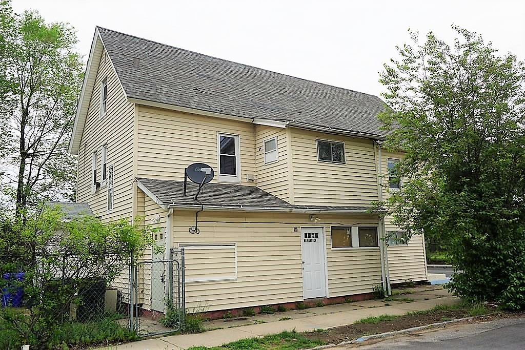 94-96 Hancock Street Springfield, MA 01109 - Photo 2 of 17 Gallery Image 2