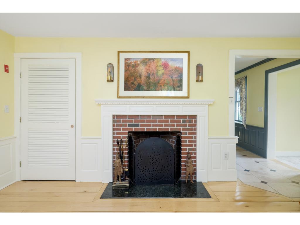 97 B Old Dennett Road Kittery, ME 03904 - Photo 17 of 34 Gallery Image 17