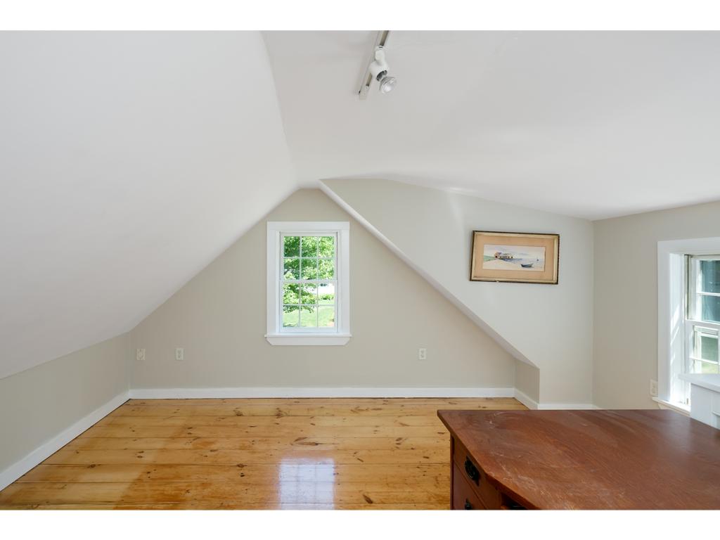 97 B Old Dennett Road Kittery, ME 03904 - Photo 22 of 34 Gallery Image 22