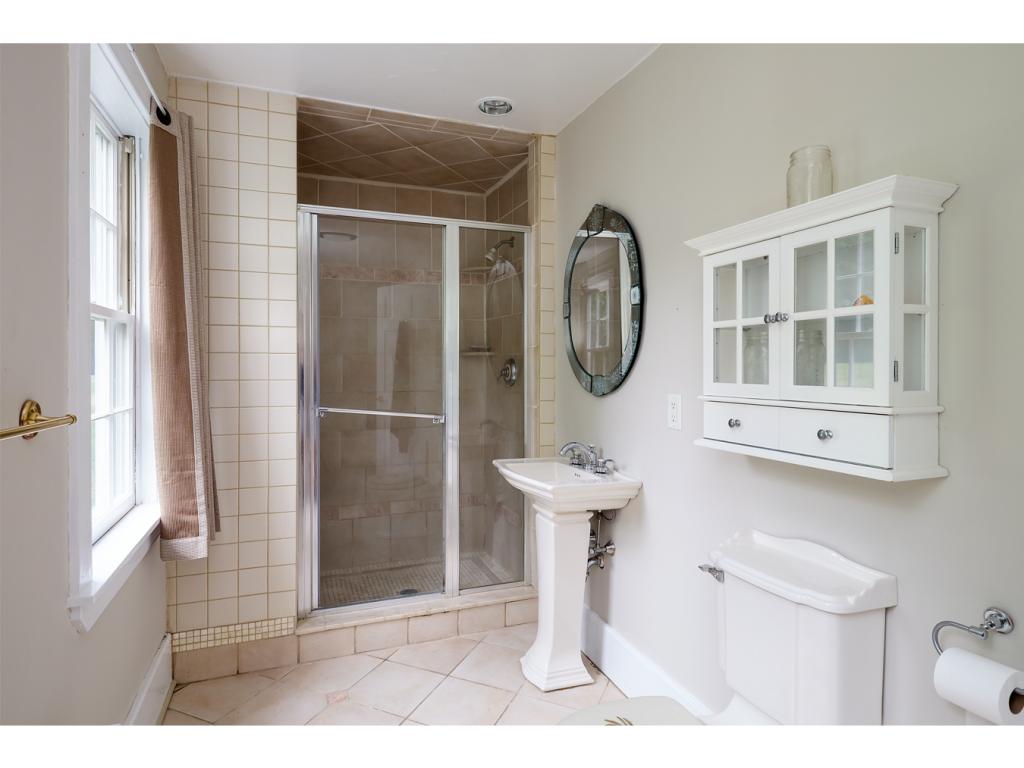 97 B Old Dennett Road Kittery, ME 03904 - Photo 23 of 34 Gallery Image 23