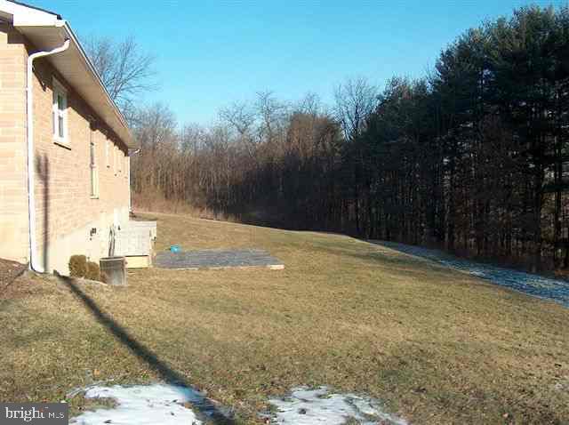 8017 Rothford Lane Hummelstown, PA 17036 - Photo 2 of 9 Gallery Image 2