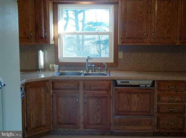 8017 Rothford Lane Hummelstown, PA 17036 - Photo 7 of 9 Gallery Image 7