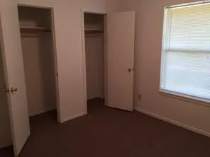 a view of empty room with window