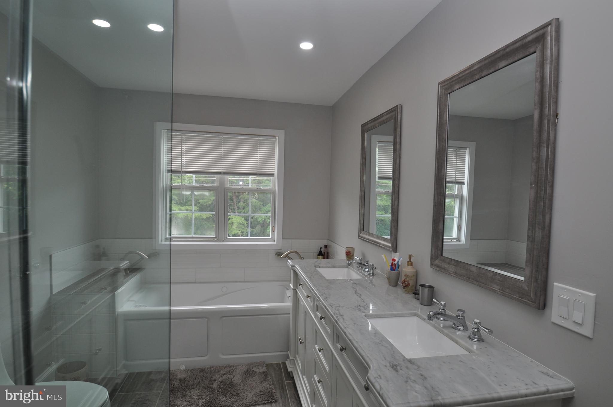 31 Whittaker Street Riverside, NJ 08075 - Photo 17 of 33 Renovated Primary Bath -jetted tub