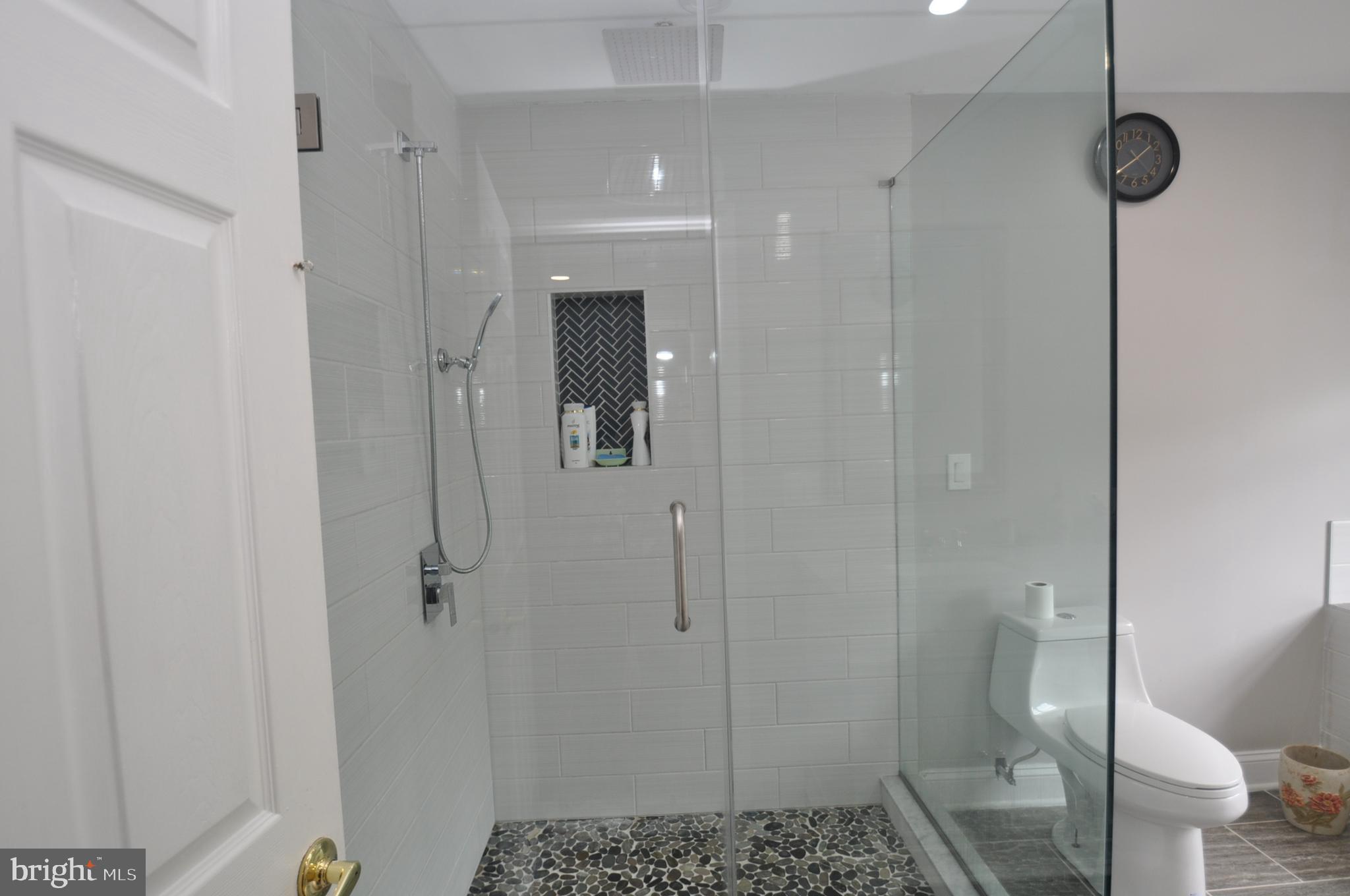 31 Whittaker Street Riverside, NJ 08075 - Photo 18 of 33 Primary Bath Walk-in Shower
