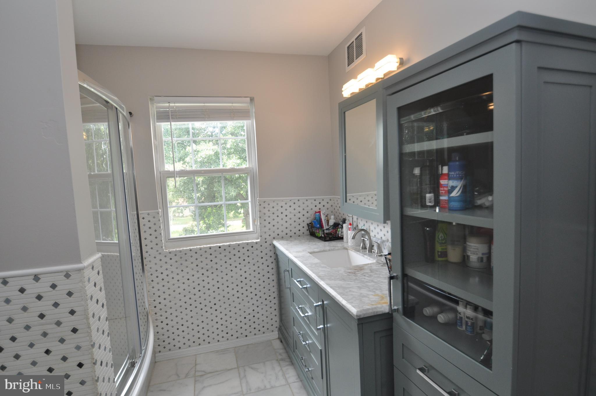 31 Whittaker Street Riverside, NJ 08075 - Photo 22 of 33 Rennovated Hall Bath