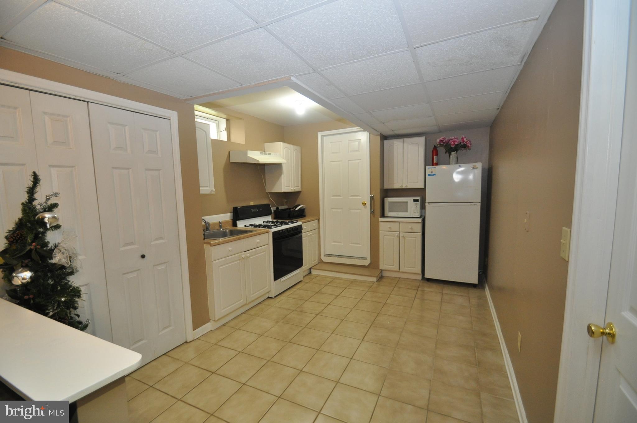 31 Whittaker Street Riverside, NJ 08075 - Photo 29 of 33 2nd kitchen lower level
