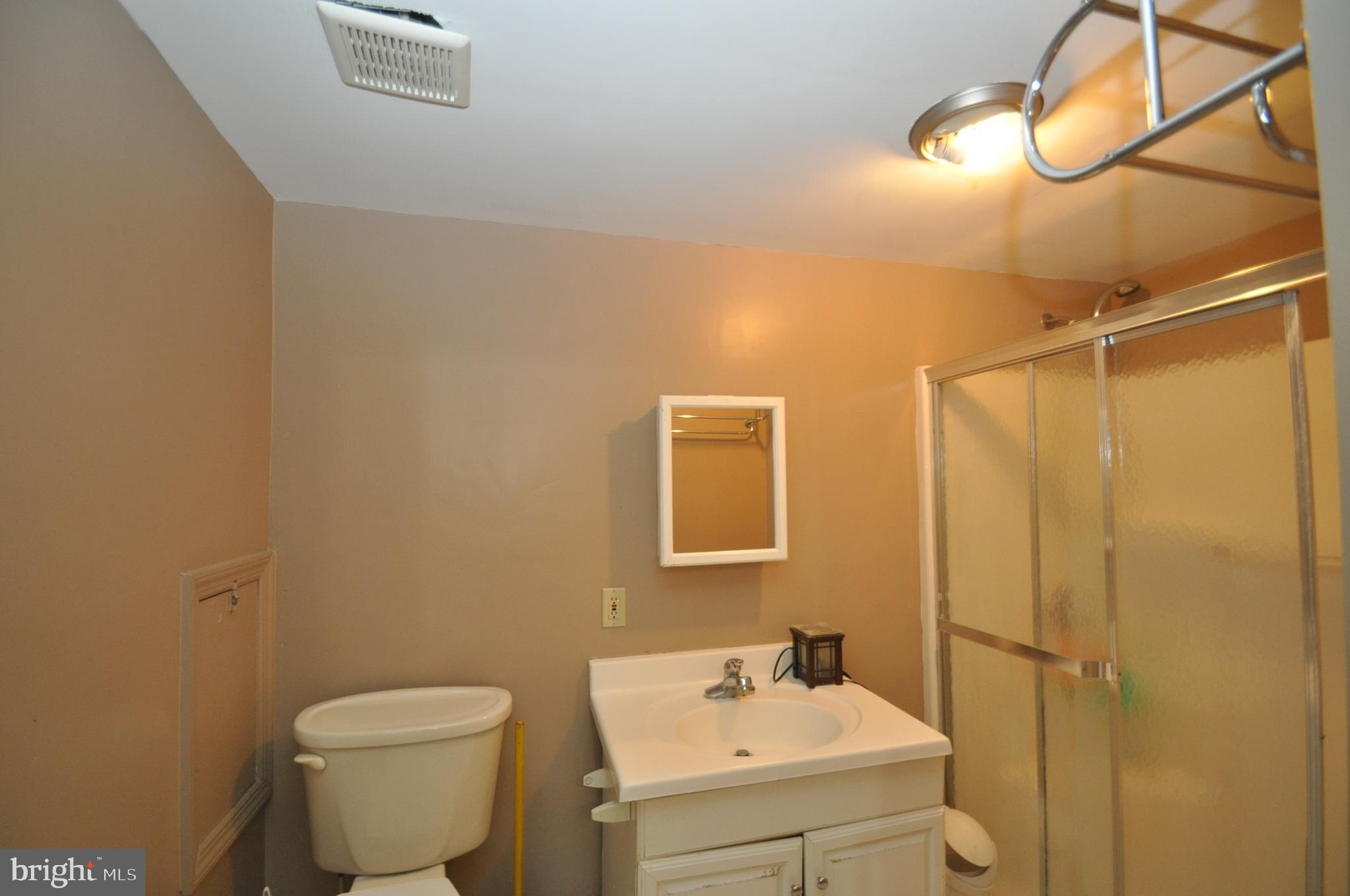 31 Whittaker Street Riverside, NJ 08075 - Photo 30 of 33 Lower level full bath