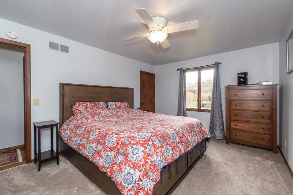 5290 Burning Tree Road Kalamazoo, MI 49009 - Photo 11 of 33 RN5_9394