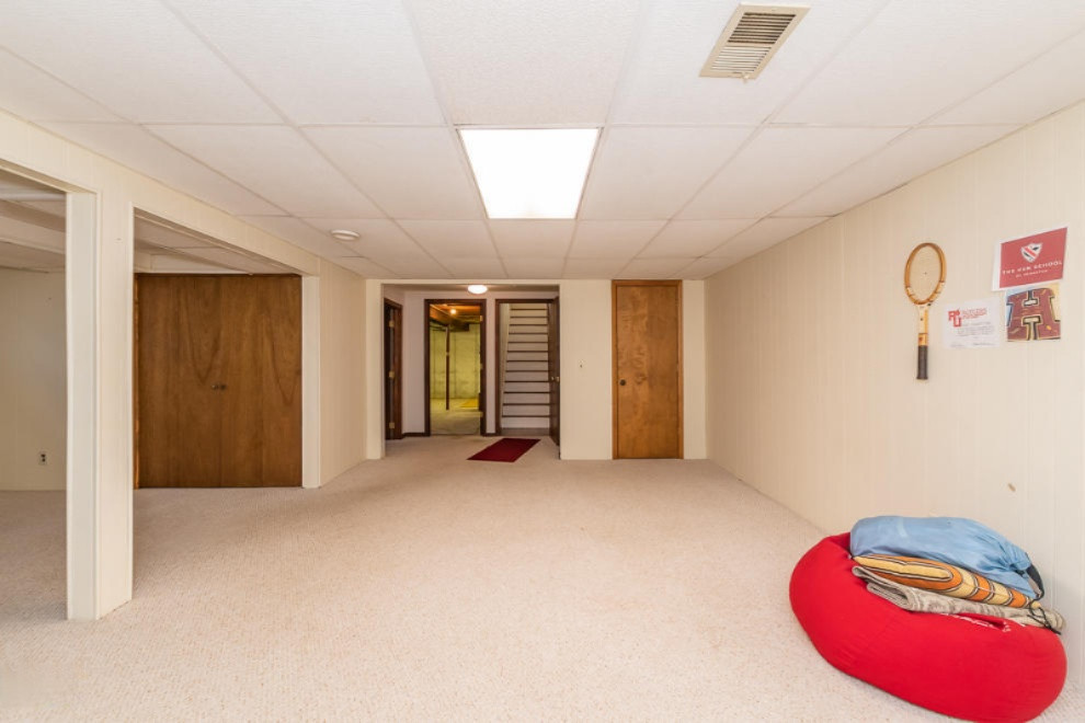 5290 Burning Tree Road Kalamazoo, MI 49009 - Photo 21 of 33 RN5_9396