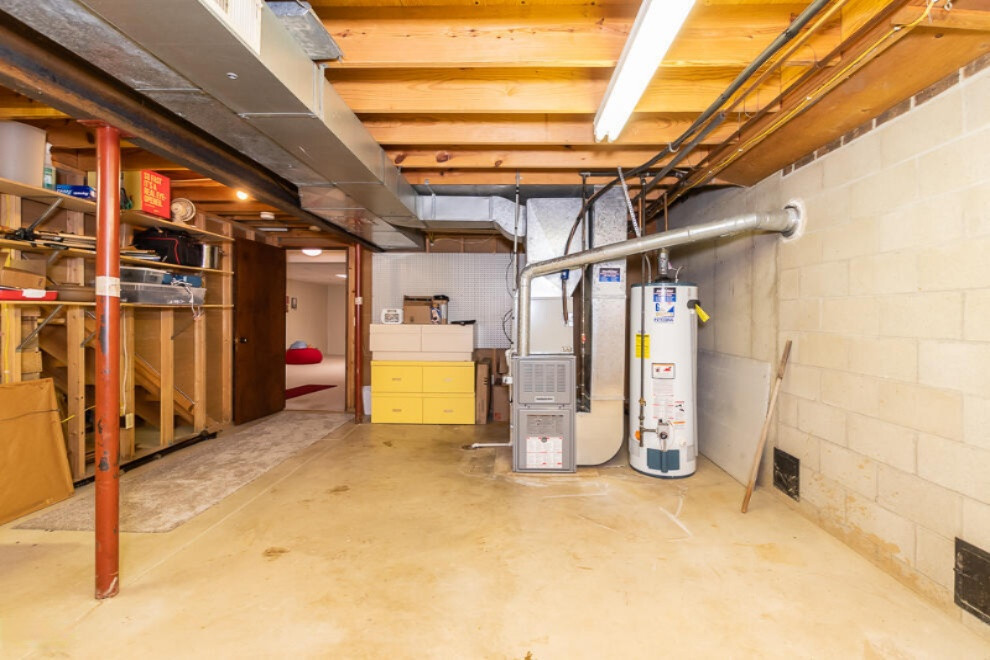 5290 Burning Tree Road Kalamazoo, MI 49009 - Photo 25 of 33 RN5_9400