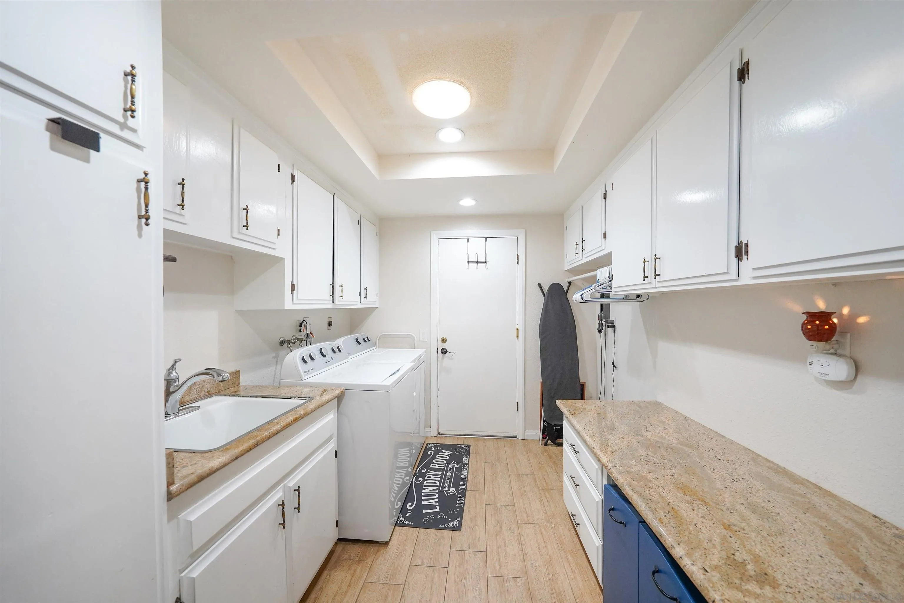 24563 Del Amo Road Ramona, CA 92065 - Photo 38 of 59 Laundry