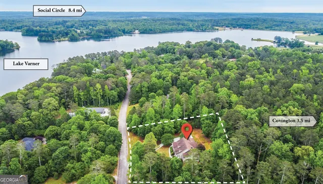 a kitchen with stainless steel appliances granite countertop a stove a sink dishwasher a refrigerator and a oven