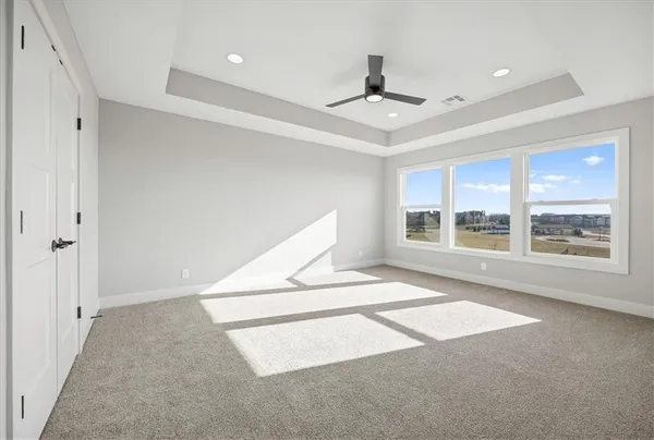 $927,130 | 17183 South Laurelwood Street, Olathe, KS 66062