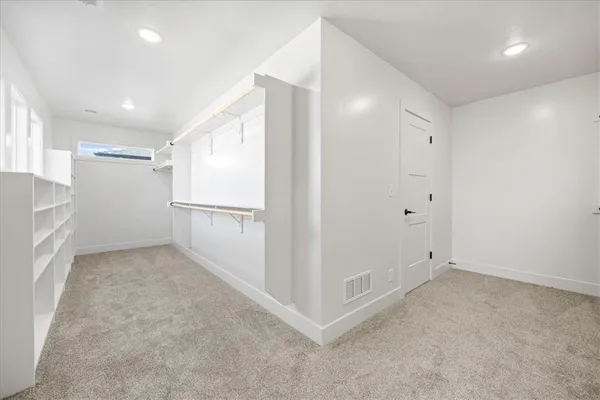 $927,130 | 17183 South Laurelwood Street, Olathe, KS 66062