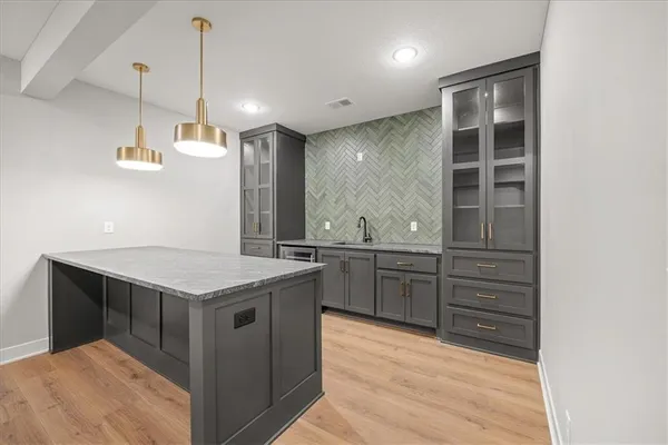 $927,130 | 17183 South Laurelwood Street, Olathe, KS 66062