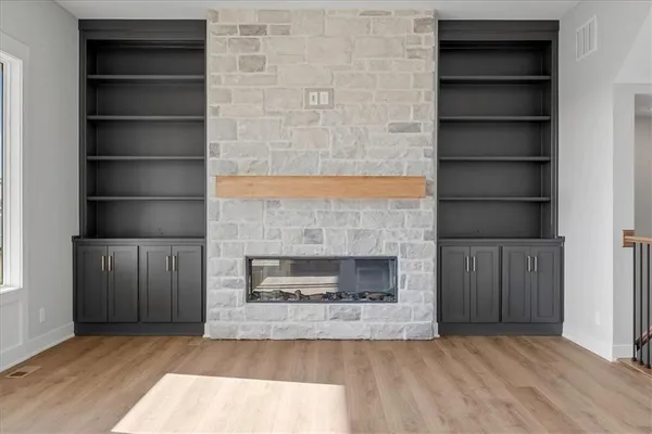 $927,130 | 17183 South Laurelwood Street, Olathe, KS 66062