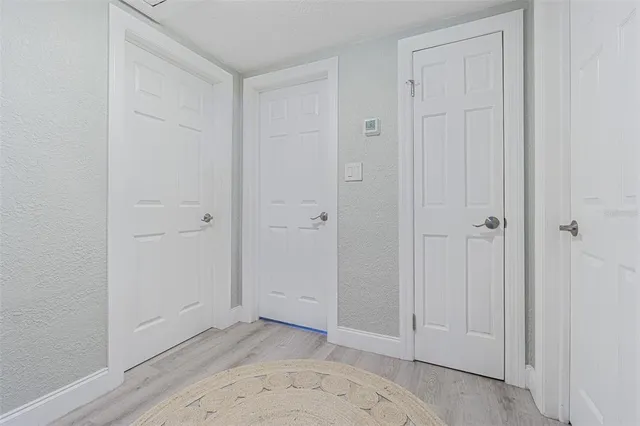 $2,500 | 701 West Henry Avenue, Tampa, FL 33604